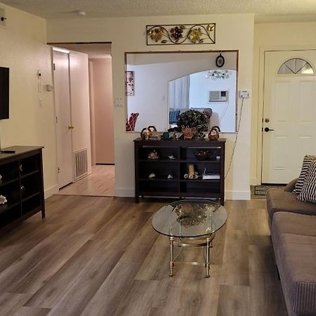 Vacation Home 3.5 Mi To Strip/Dt/Outlt Up To 8 Gst 拉斯维加斯 外观 照片